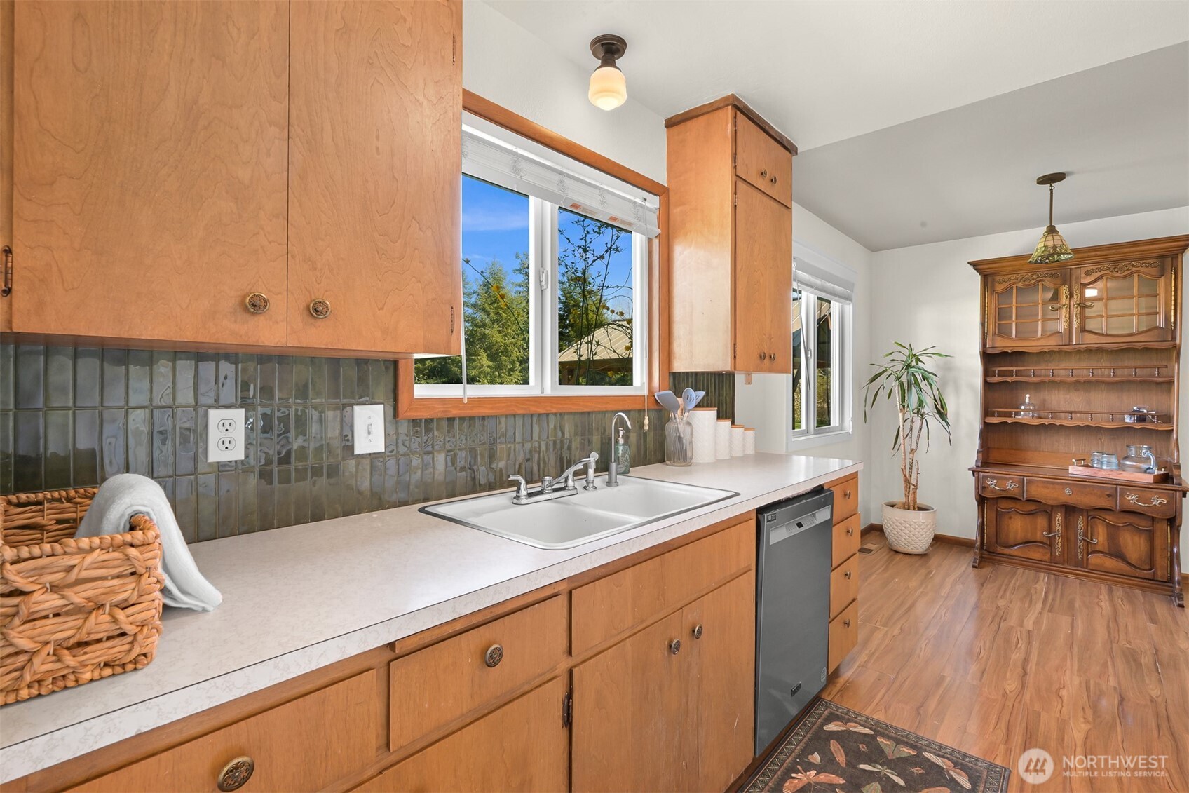 8722 Valley View Road Custer, WA 98240 - Photo 13 of 40