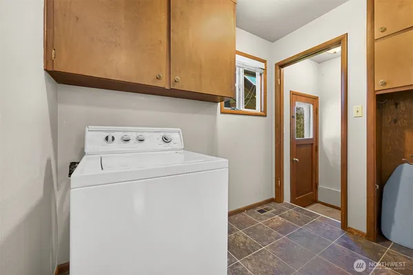 $760,000 | 8722 Valley View Road, Custer, WA 98240