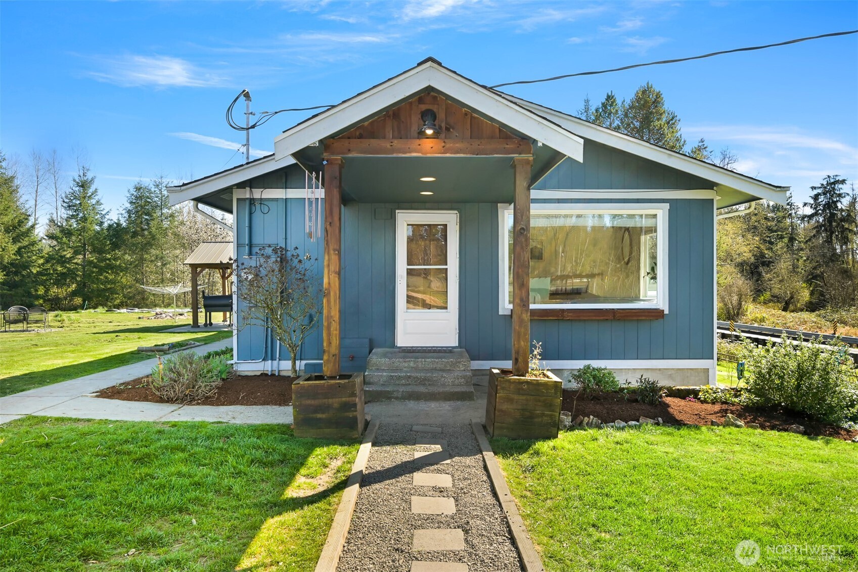 8722 Valley View Road Custer, WA 98240 - Photo 4 of 40