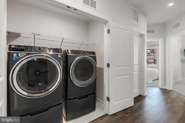 $635,000 | 1701 Autumn Maple Leaf Drive, Dumfries, VA 22026