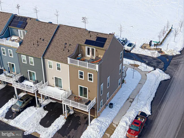 $635,000 | 1701 Autumn Maple Leaf Drive, Dumfries, VA 22026