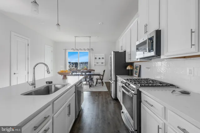 $635,000 | 1701 Autumn Maple Leaf Drive, Dumfries, VA 22026