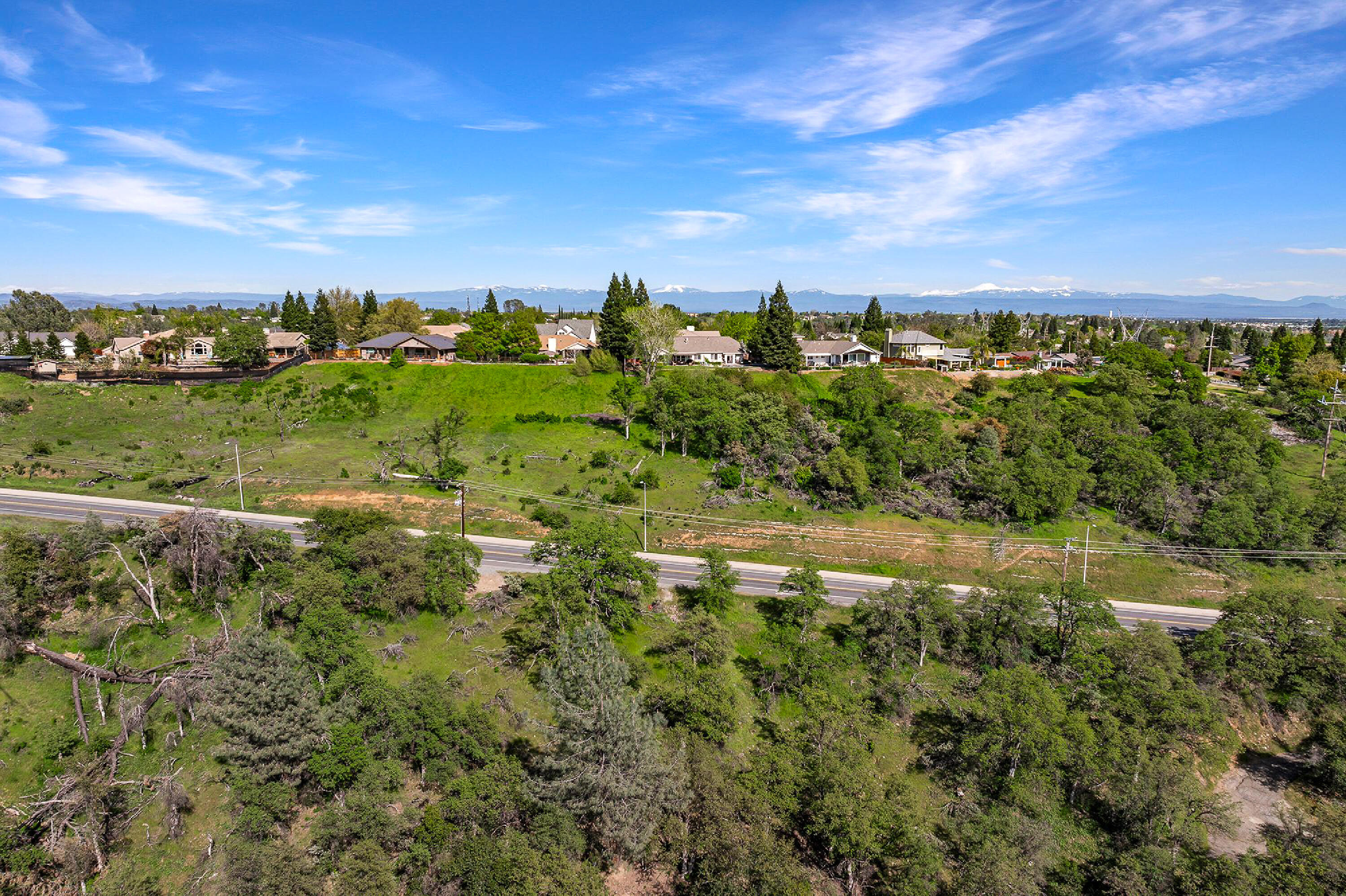 166 Quartz Hill Road Redding, CA 96003 - Photo 22 of 34 a view of a lake with a city