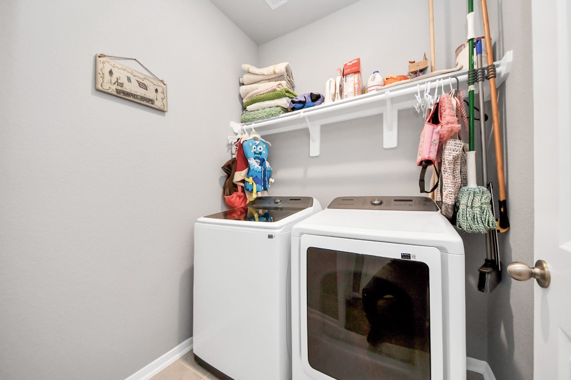 10510 Bear Point Rosharon, TX 77583 - Photo 15 of 23