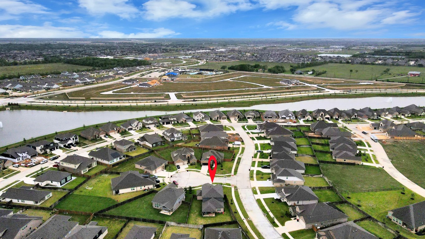 10510 Bear Point Rosharon, TX 77583 - Photo 2 of 23