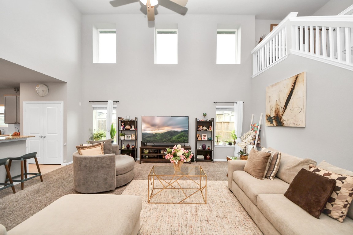 10510 Bear Point Rosharon, TX 77583 - Photo 4 of 23