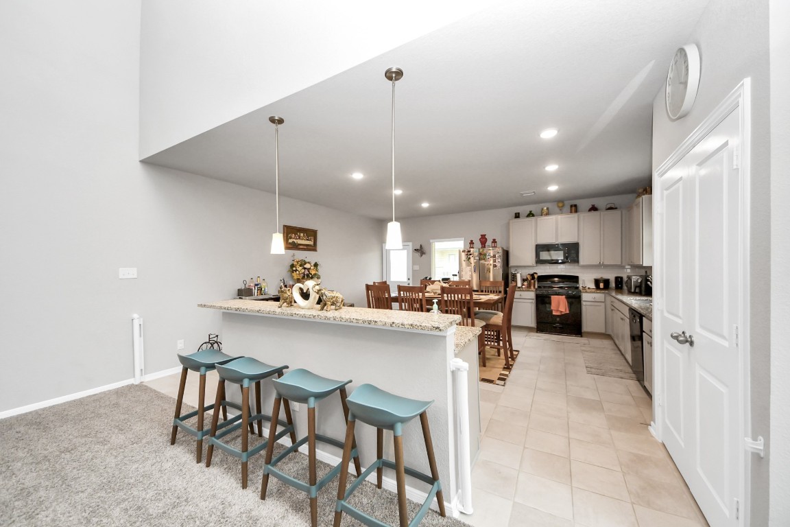 10510 Bear Point Rosharon, TX 77583 - Photo 9 of 23