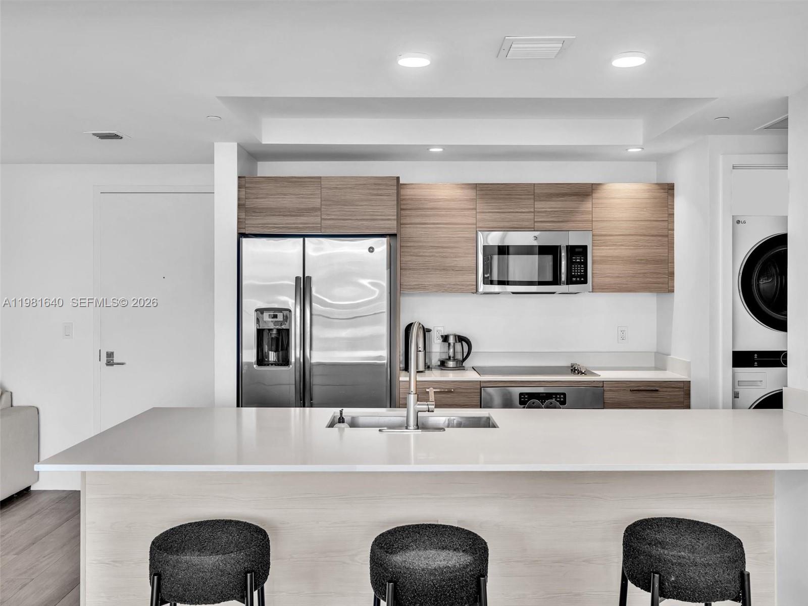 121 Northeast 34th Street, Unit 2102 Miami, FL 33137 - Photo 39 of 98