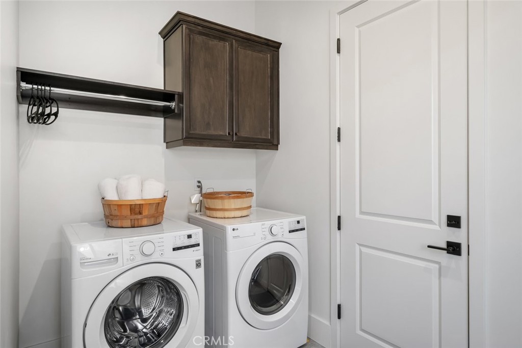 1335 Riley Lane Nipomo, CA 93444 - Photo 41 of 69 a utility room with dryer and washer