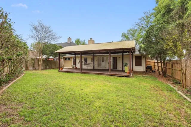 $2,100 | 18617 Hiddenbay Way, Spring, TX 77379