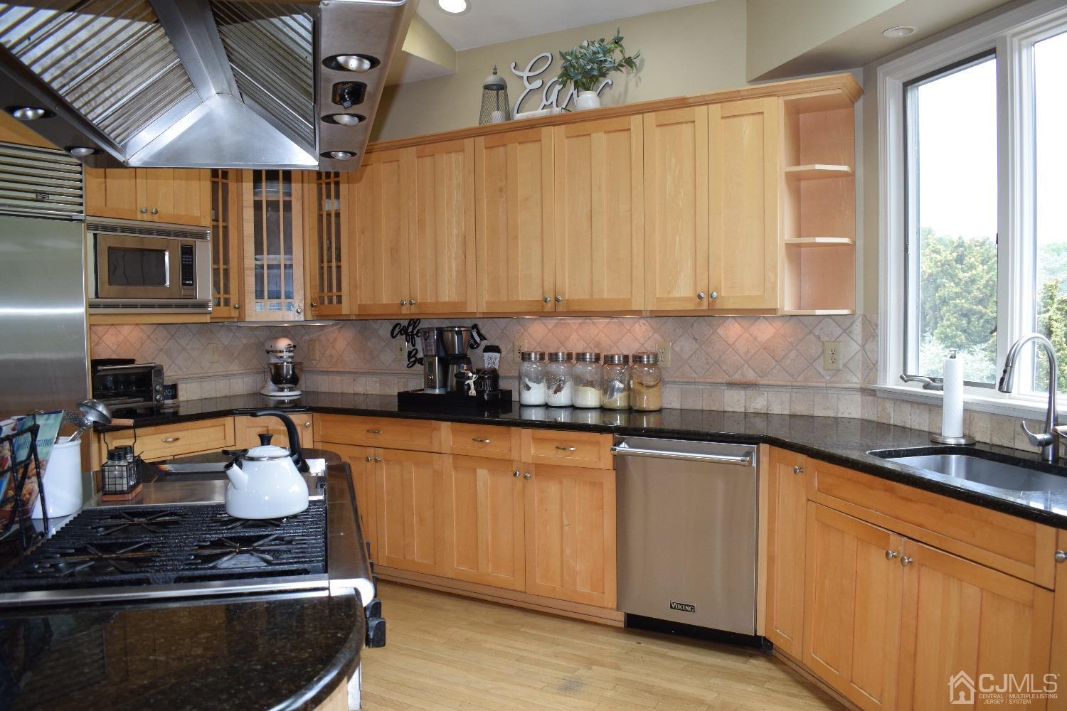 2 Victorian Way Colts Neck, NJ 07722 - Photo 20 of 58 Gallery Image 20