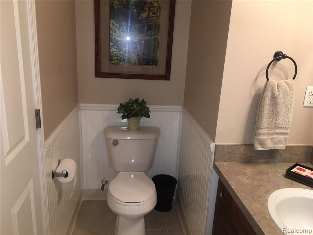 3625 Tremonte Circle Rochester, MI 48306 - Photo 27 of 43