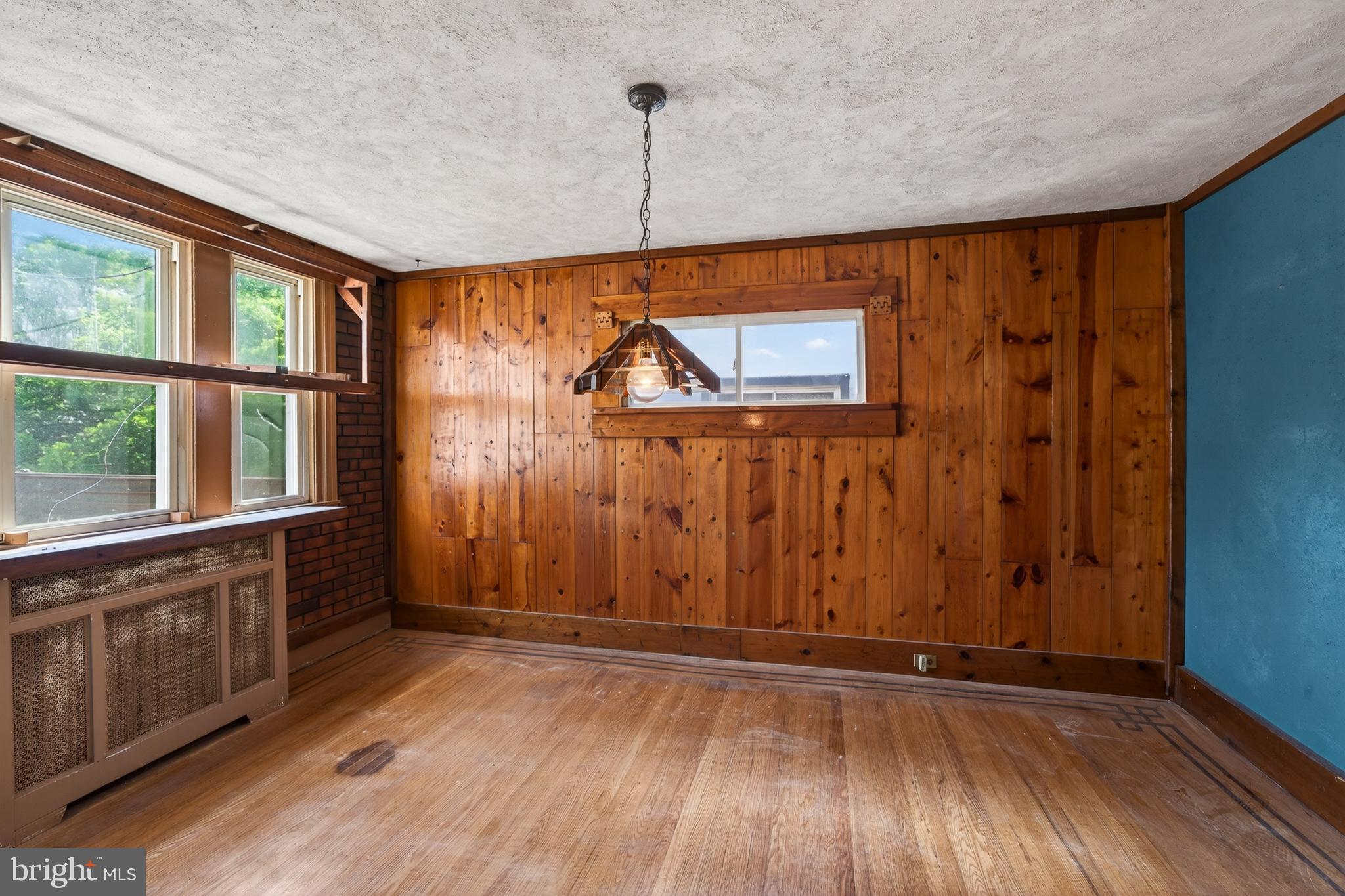 7737 Parkview Road Upper Darby, PA 19082 - Photo 12 of 35