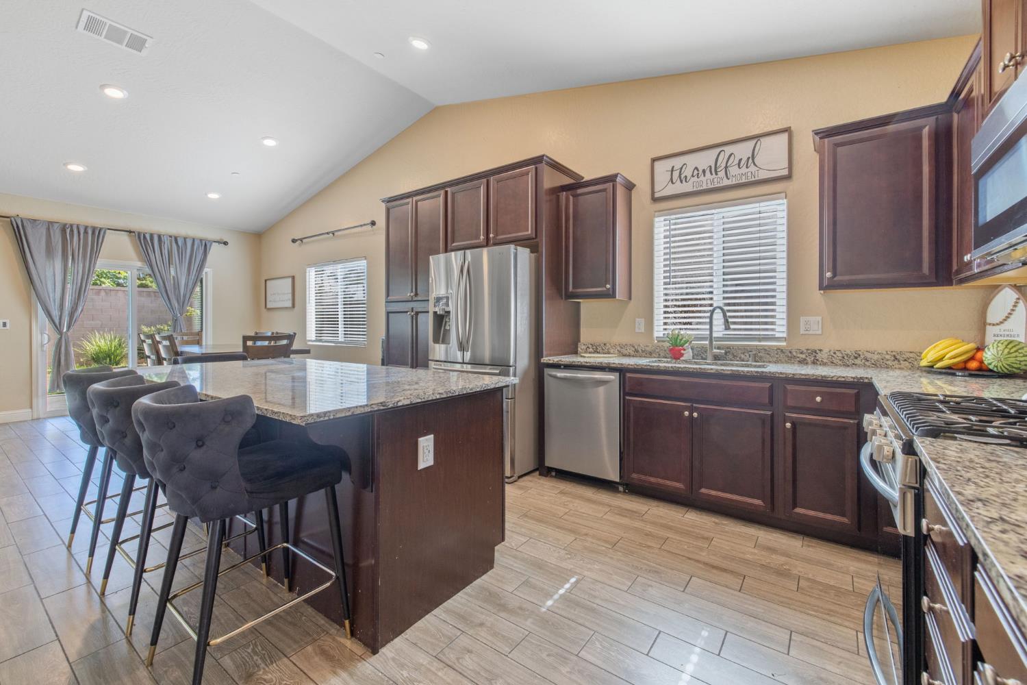 757 Strada Street Lemoore, CA 93245 - Photo 11 of 63