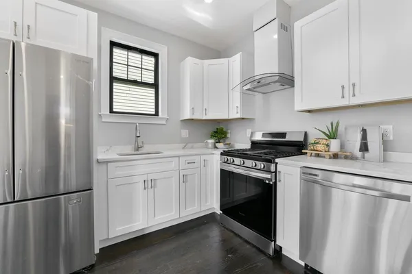 $625,000 | 18 Albion Street, Unit 2, Boston, MA 02119