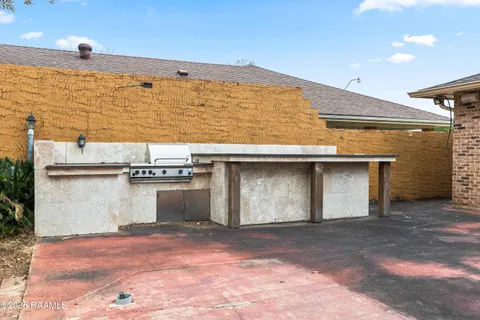 $234,000 | 504 Huval Drive, Broussard, LA 70518