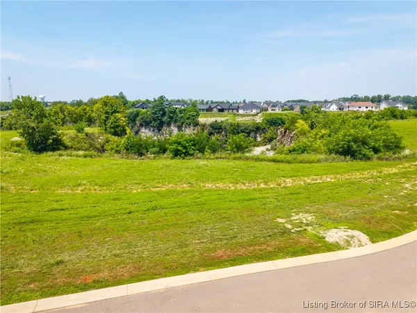 $155,000 | 8011 Limestone Ridge Way, Jeffersonville, IN 47130