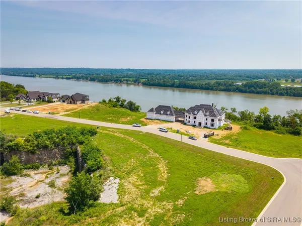 $155,000 | 8011 Limestone Ridge Way, Jeffersonville, IN 47130