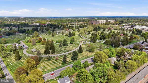 $650,000 | 7702 West Cheltenham Avenue, Wyndmoor, PA 19038