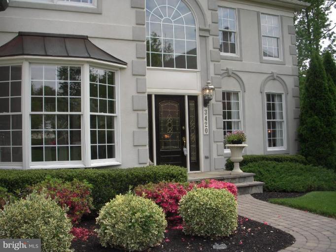 3420 Spring Azure Court Edgewater, MD 21037 - Photo 28 of 30 A welcoming entrance!