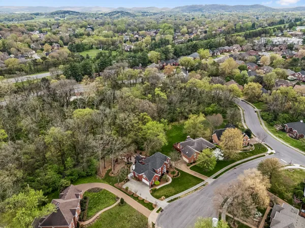 $1,100,000 | 208 Landon Court, Franklin, TN 37064