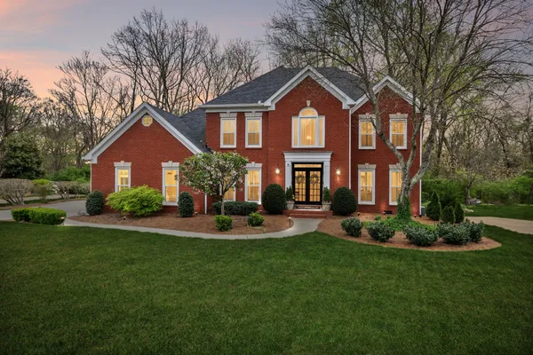 $1,100,000 | 208 Landon Court, Franklin, TN 37064