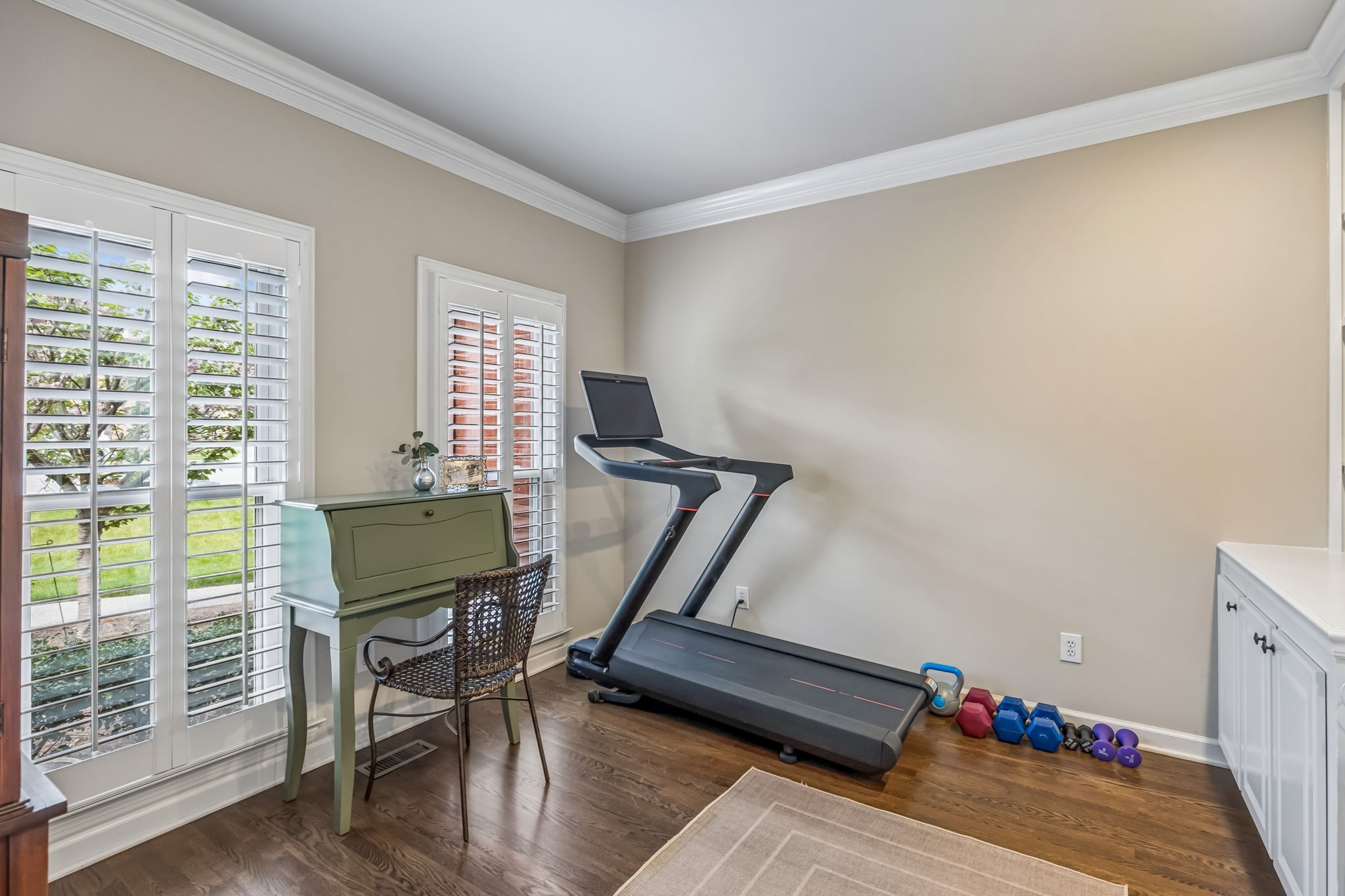 208 Landon Court Franklin, TN 37064 - Photo 8 of 58 a view of a room with furniture and wooden floor