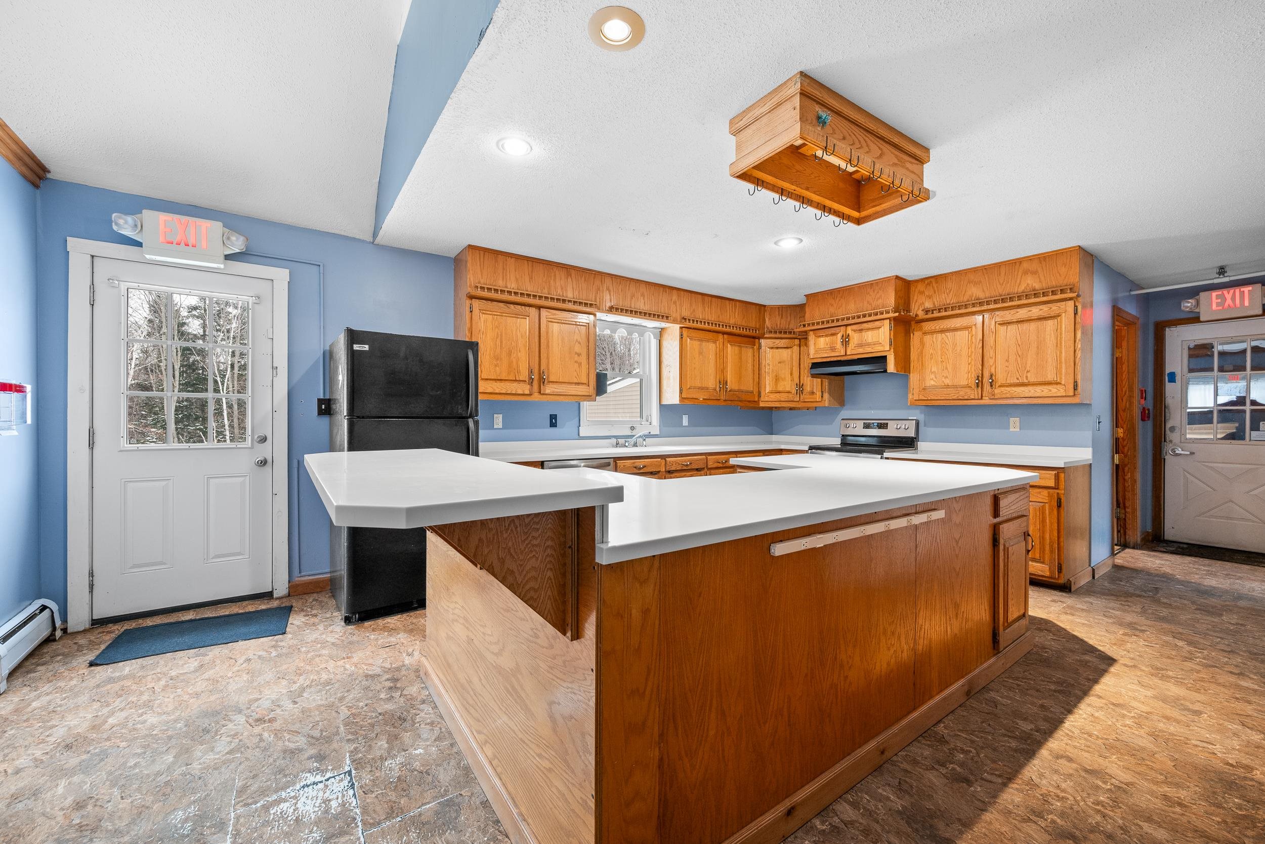 18 Stoddard Road Columbia, NH 03576 - Photo 3 of 56