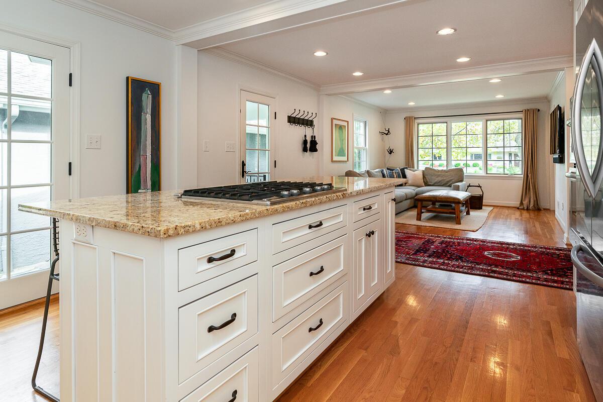 2561 Camden Road Columbus, OH 43221 - Photo 14 of 41 2561_Camden_Rd_26_of_44_-38