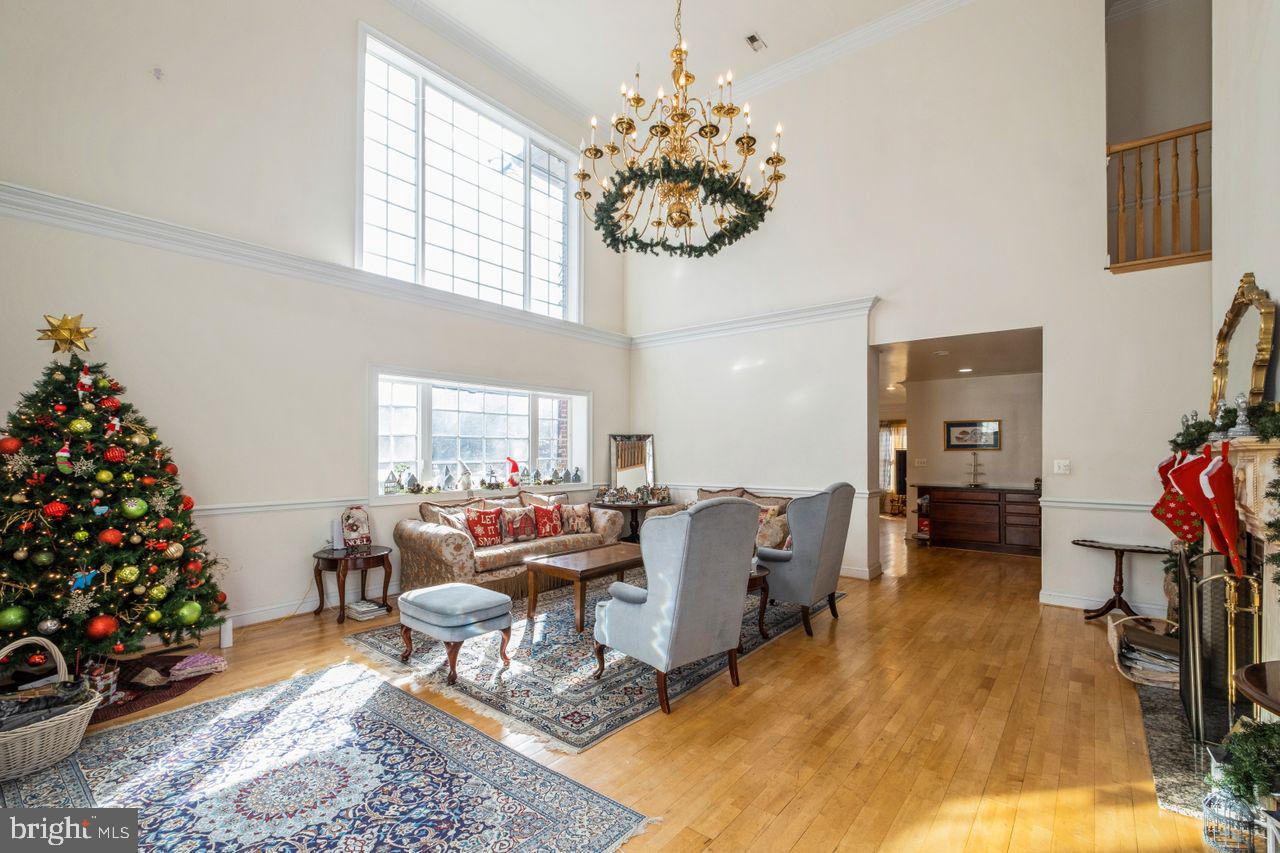 3433 Annandale Road Falls Church, VA 22042 - Photo 12 of 36