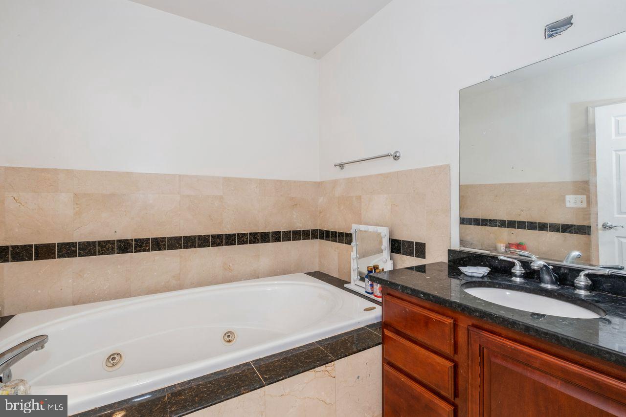 3433 Annandale Road Falls Church, VA 22042 - Photo 16 of 36