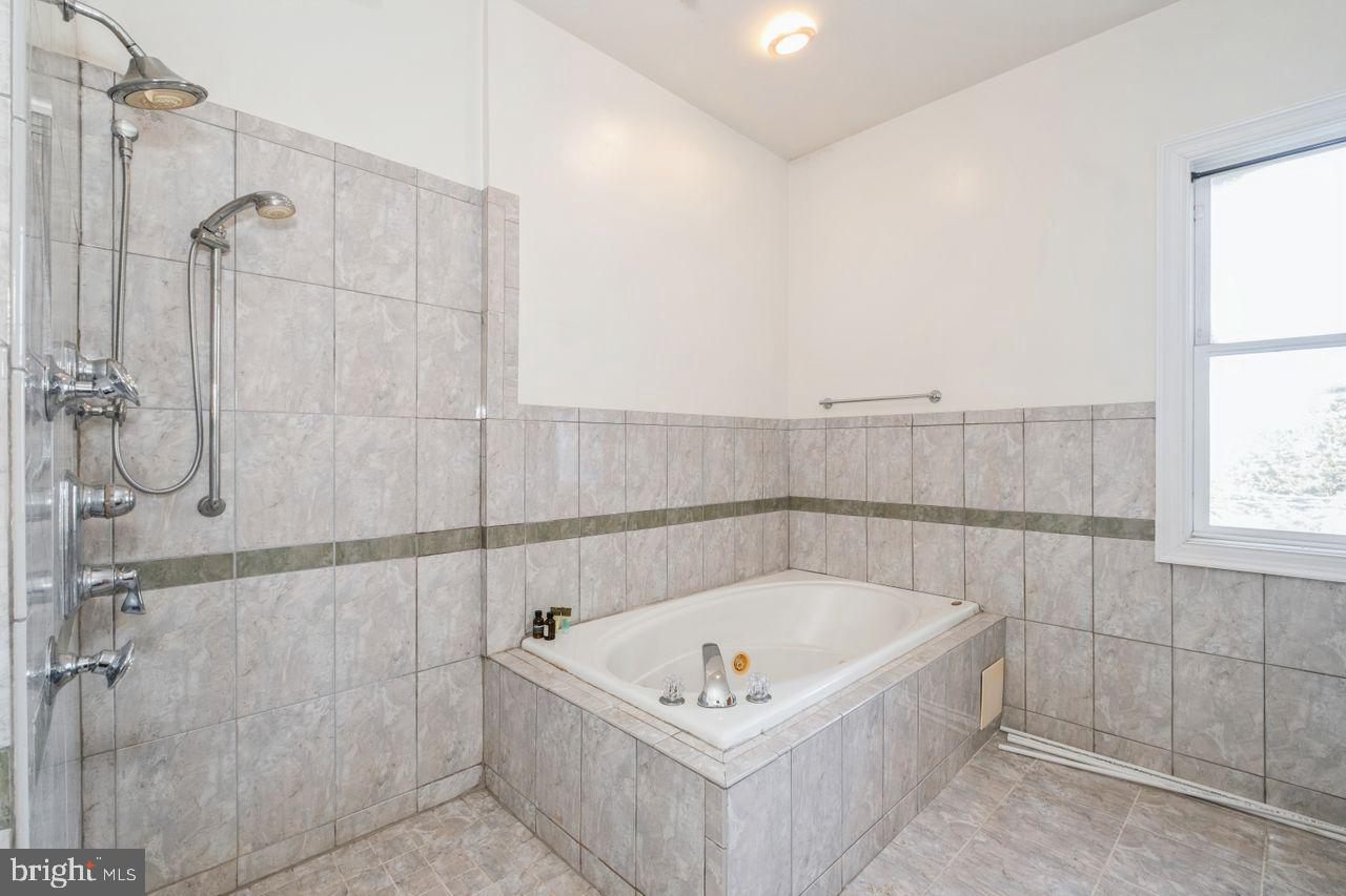 3433 Annandale Road Falls Church, VA 22042 - Photo 19 of 36