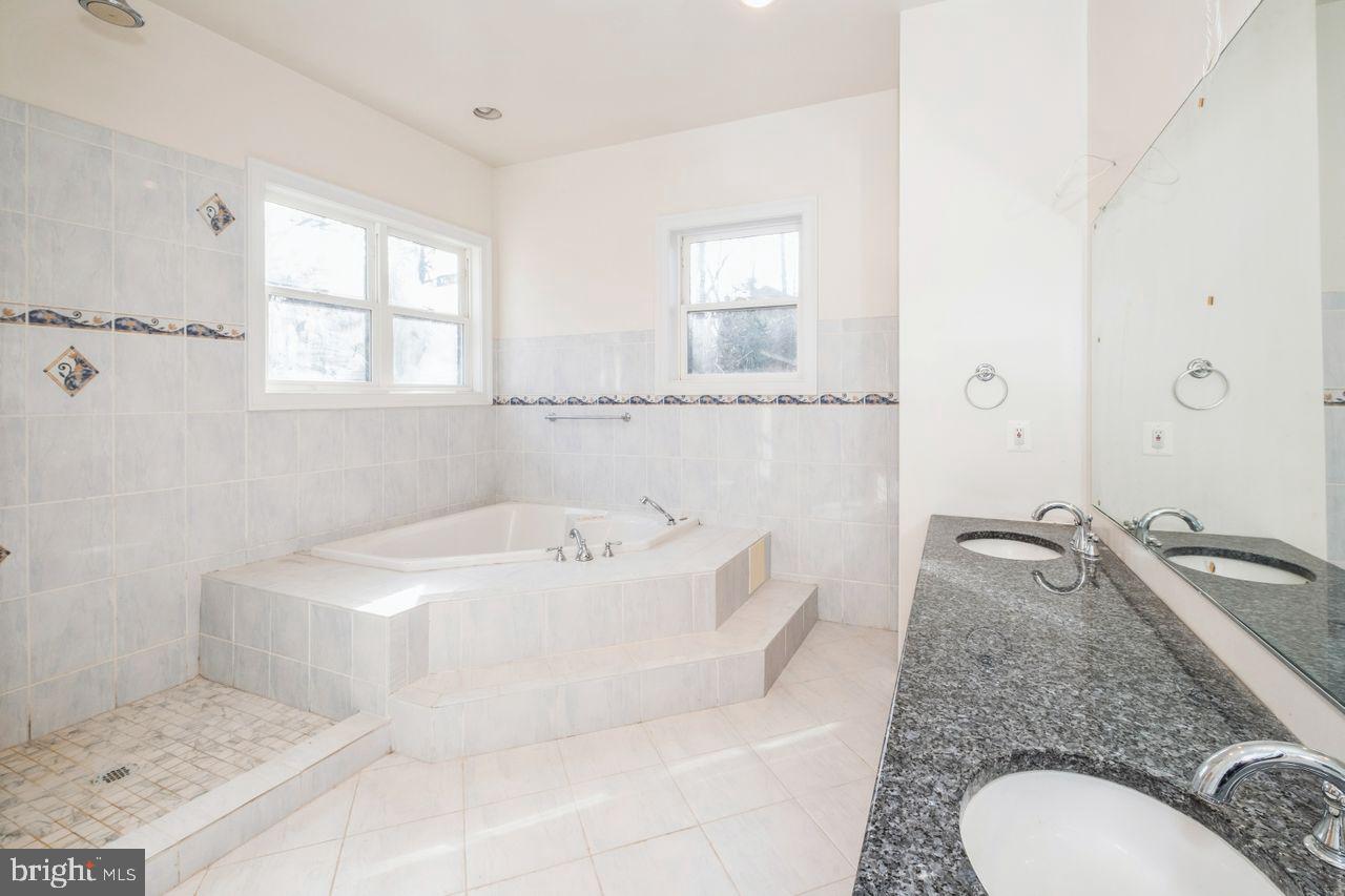 3433 Annandale Road Falls Church, VA 22042 - Photo 21 of 36