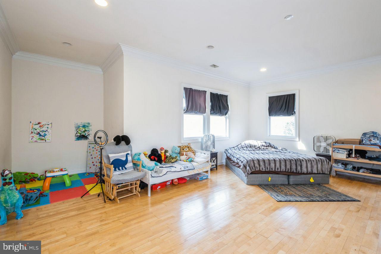 3433 Annandale Road Falls Church, VA 22042 - Photo 27 of 36