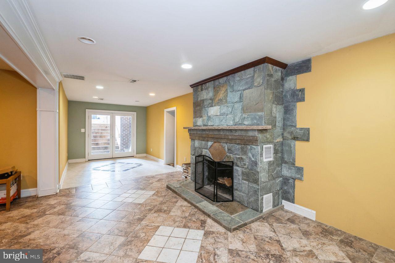 3433 Annandale Road Falls Church, VA 22042 - Photo 28 of 36