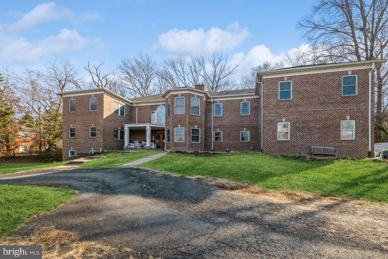 3433 Annandale Road Falls Church, VA 22042 - Photo 36 of 36