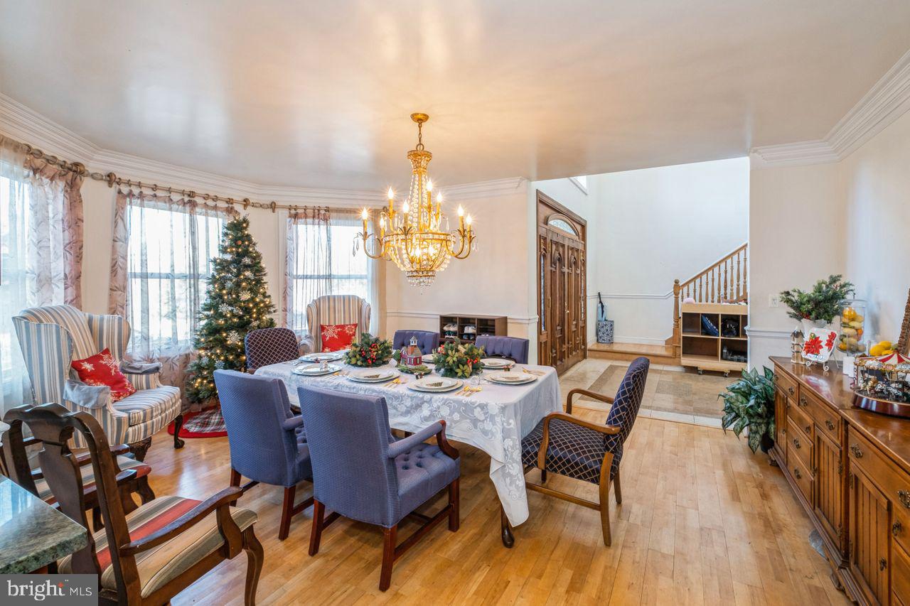 3433 Annandale Road Falls Church, VA 22042 - Photo 4 of 36