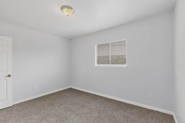 $1,999 | 5217 Aberdean Trail, Grand Prairie, TX 75052