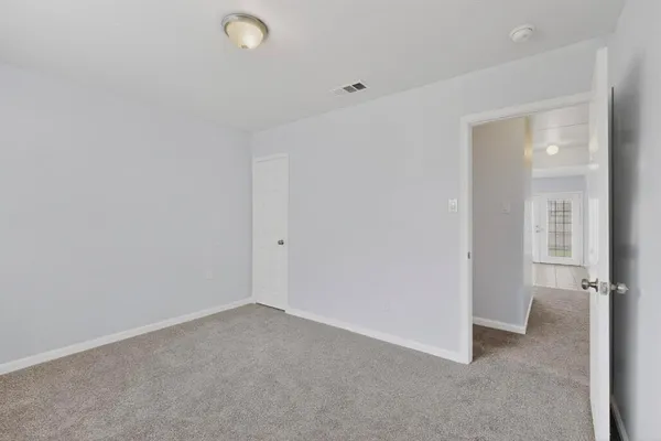 $1,999 | 5217 Aberdean Trail, Grand Prairie, TX 75052