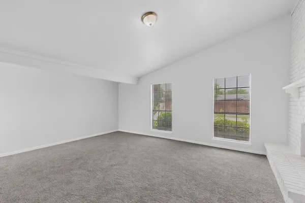 $1,999 | 5217 Aberdean Trail, Grand Prairie, TX 75052