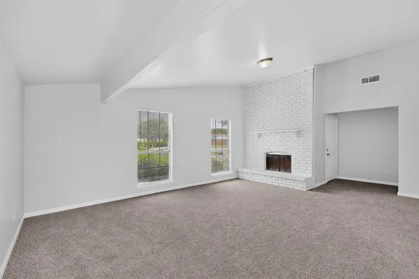 $1,999 | 5217 Aberdean Trail, Grand Prairie, TX 75052