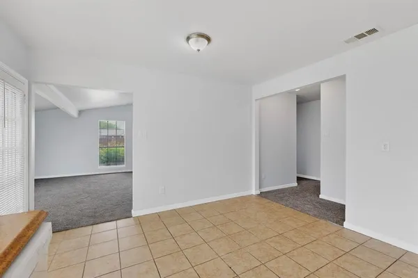 $1,999 | 5217 Aberdean Trail, Grand Prairie, TX 75052