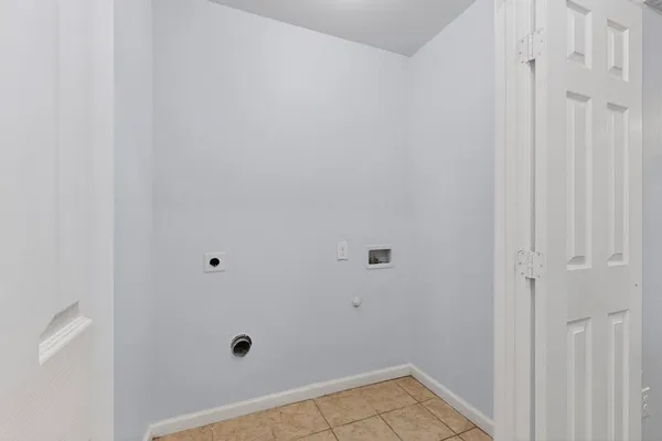 $1,999 | 5217 Aberdean Trail, Grand Prairie, TX 75052