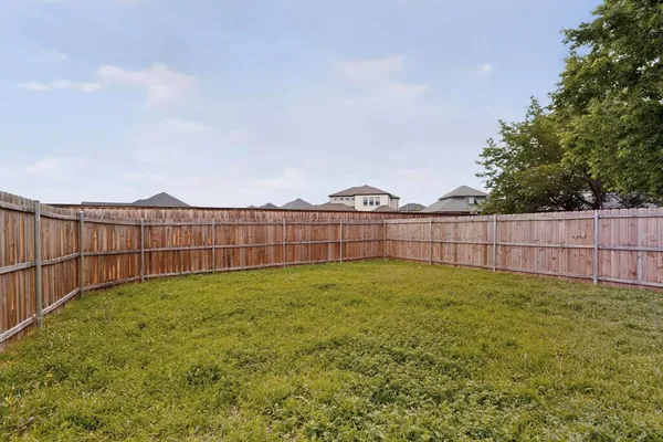 $1,999 | 5217 Aberdean Trail, Grand Prairie, TX 75052