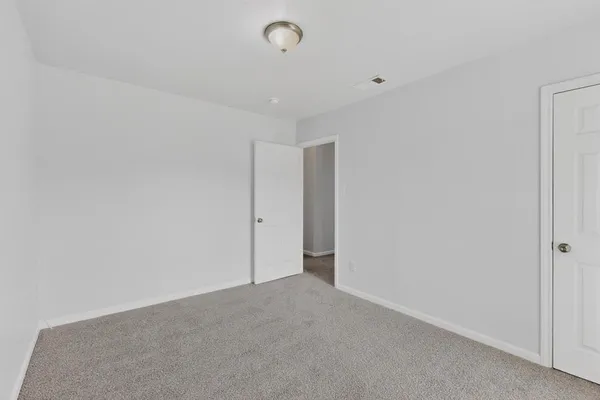 $1,999 | 5217 Aberdean Trail, Grand Prairie, TX 75052