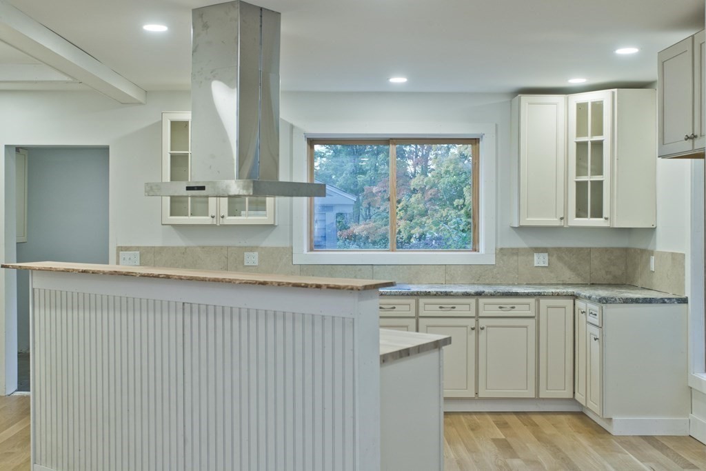 71 Leyden Road Greenfield, MA 01301 - Photo 5 of 28 Gallery Image 5