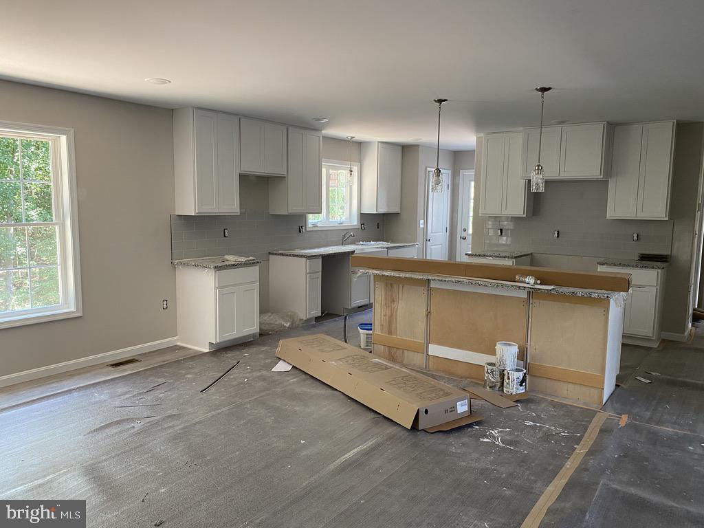 6478 Pleasant Drive Laurel, DE 19956 - Photo 12 of 55 kitchen