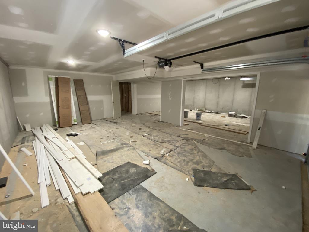 6478 Pleasant Drive Laurel, DE 19956 - Photo 41 of 55 garage