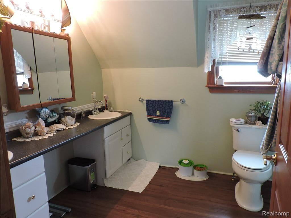 6282 Todd Road Croswell, MI 48422 - Photo 21 of 34 Full Bath upstairs/double sinks