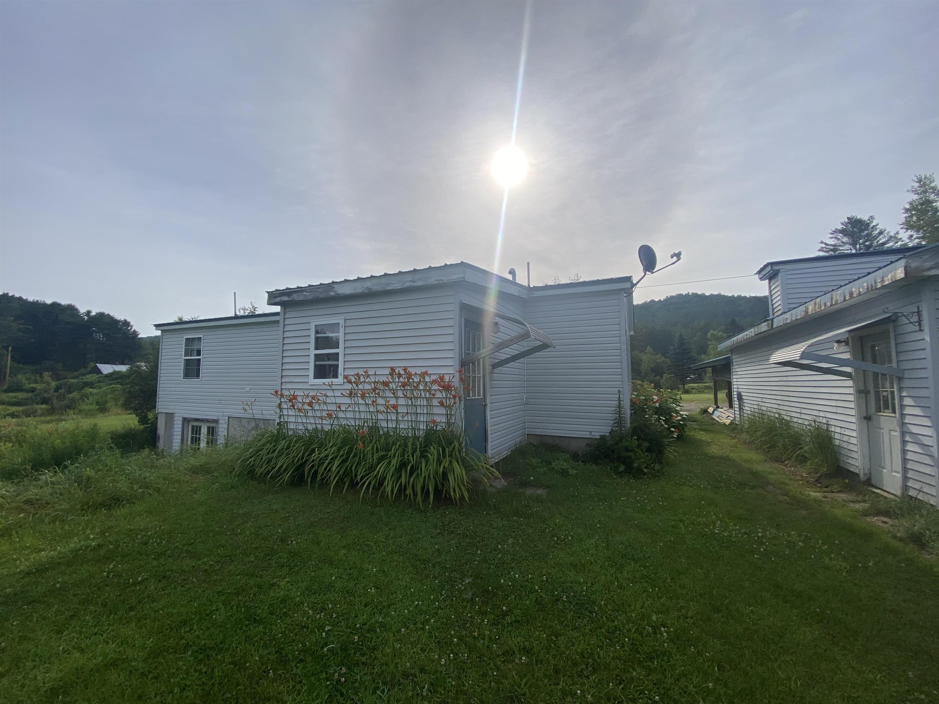 811 New Boston Road St. Johnsbury, VT 05819 - Photo 6 of 37 Gallery Image 6